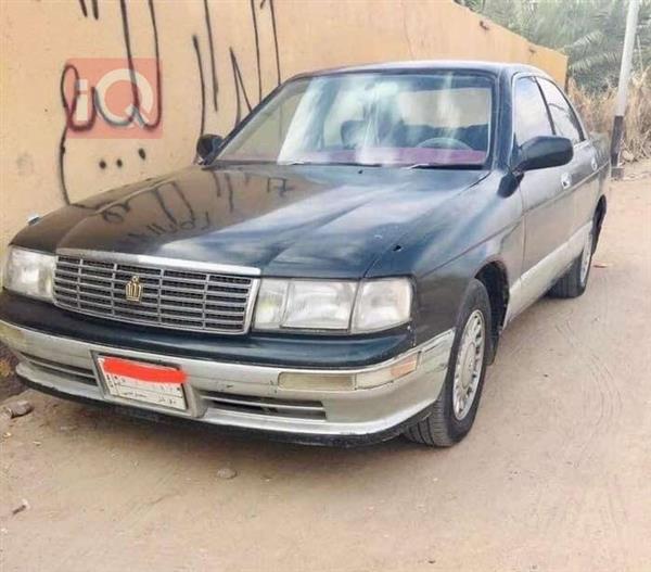 تويوتا كراون 1993 للبيع في العراق - البصرة